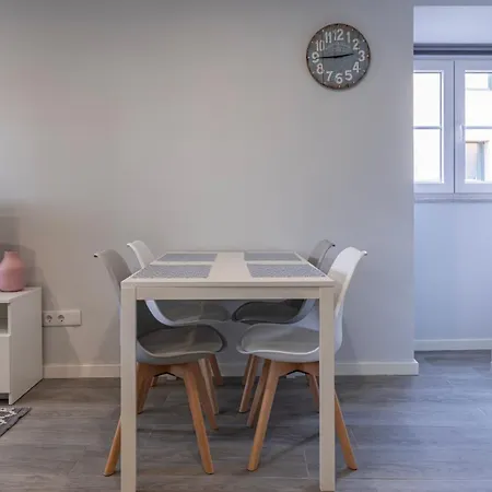 Belem Charming 2bdr House By Lovelystay Апартаменты Лиссабон